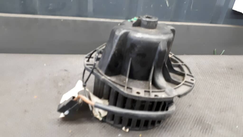 0130111149 dmuchawa nawiewu volvo 440 1.8 94r