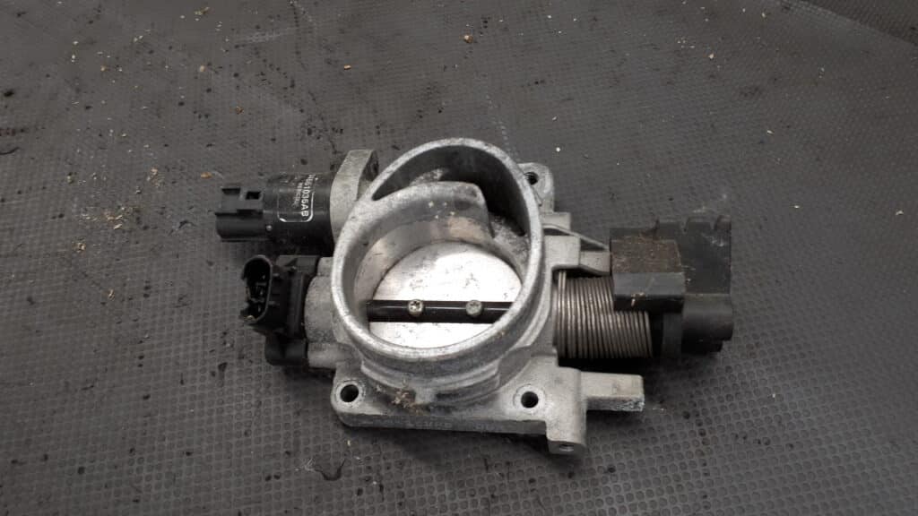 04591563AB Przepustnica Chrysler Sebring  2.7 01r