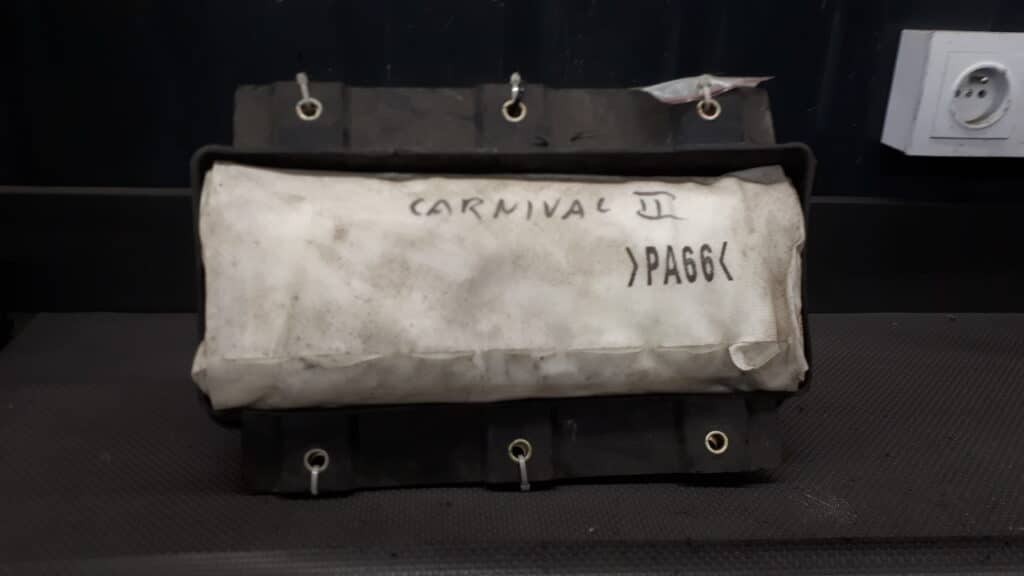 k53a57k5 airbag pasażera kia carnival I