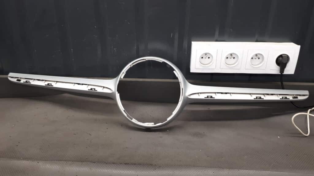 A2058880560 grill atrapa mercedes w205 amg srebrny