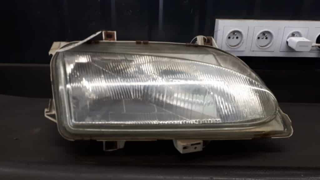 0301048312 Reflektor prawy Ford Galaxy MK1 Bosch