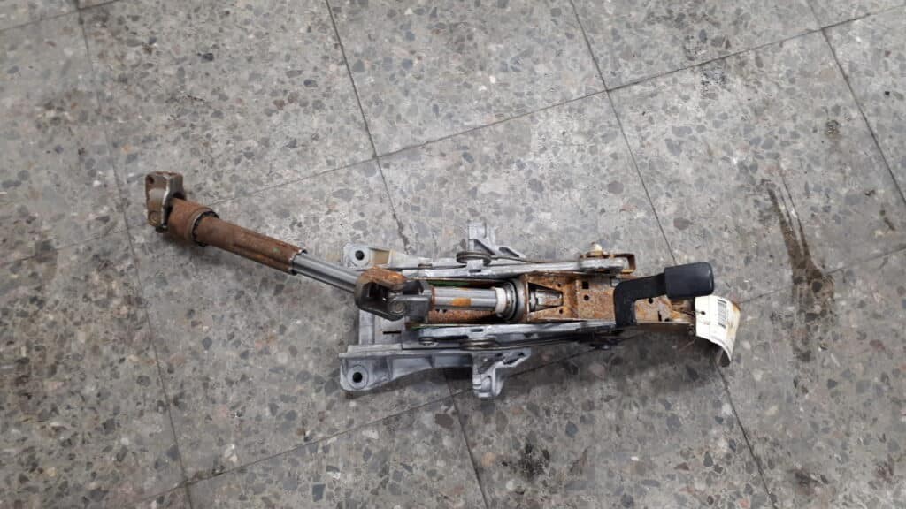 p31360350 kolumna kierownicza volvo v40 2012-2019r