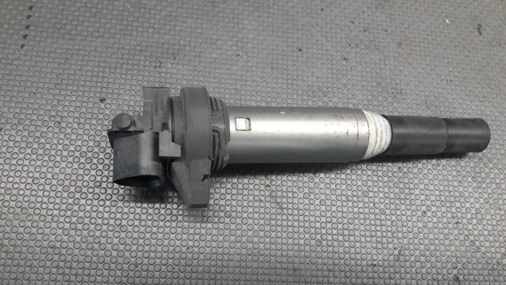 4563172 cewka zaplonowa bmw e81 e87 e90 3.0
