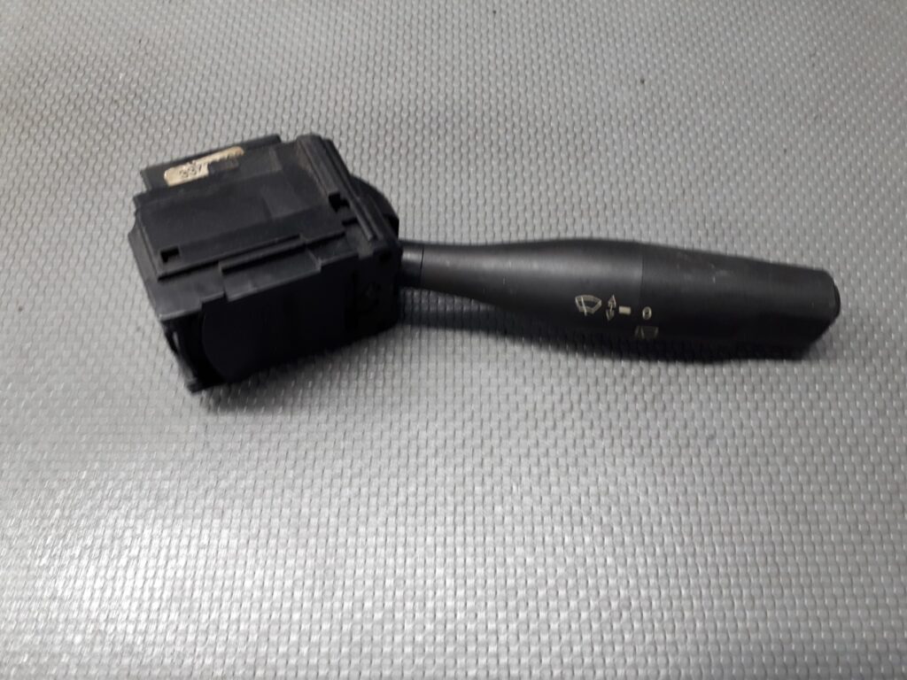 960495977ZL przełącznik wycieraczek peugeot 206