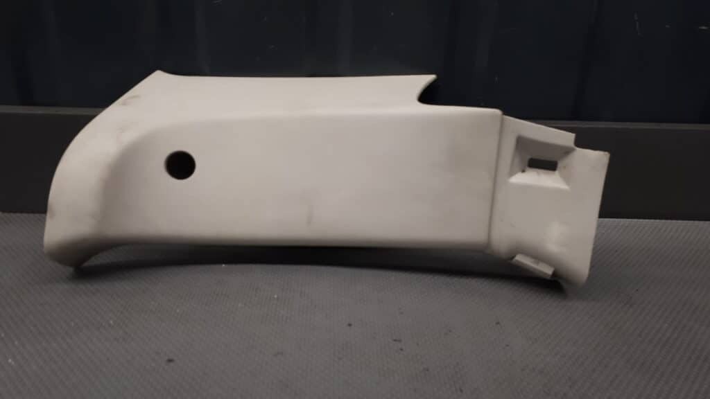 8200327226 osłona lusterka prawa Renault Megane