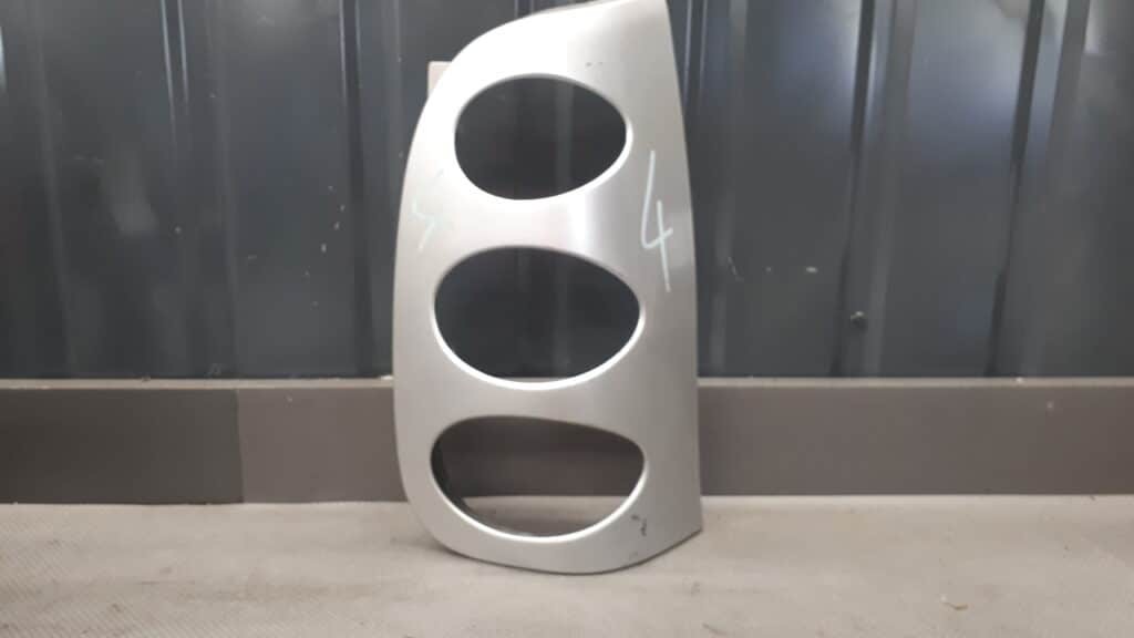 0011645 ramka lampy prawy tył  SMART FORTWO