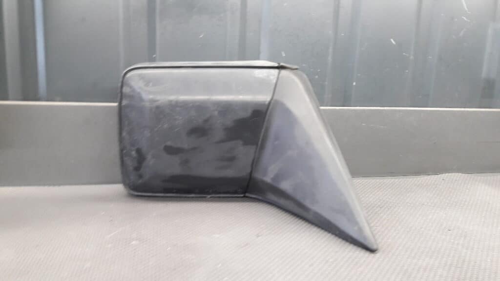 lusterko prawe mercedes benz w 201 czarne