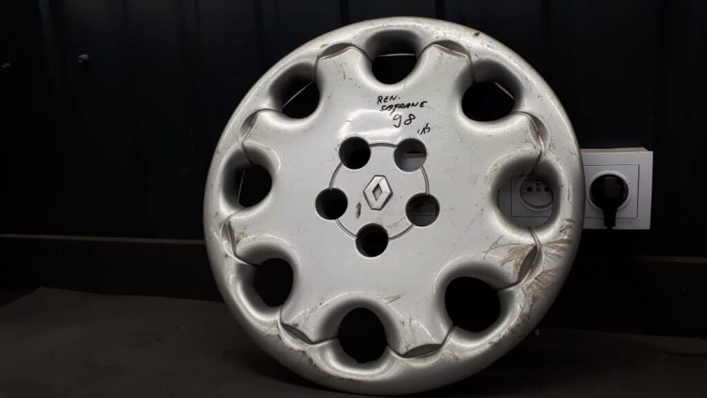 7700415608 kolpak 15" renault laguna