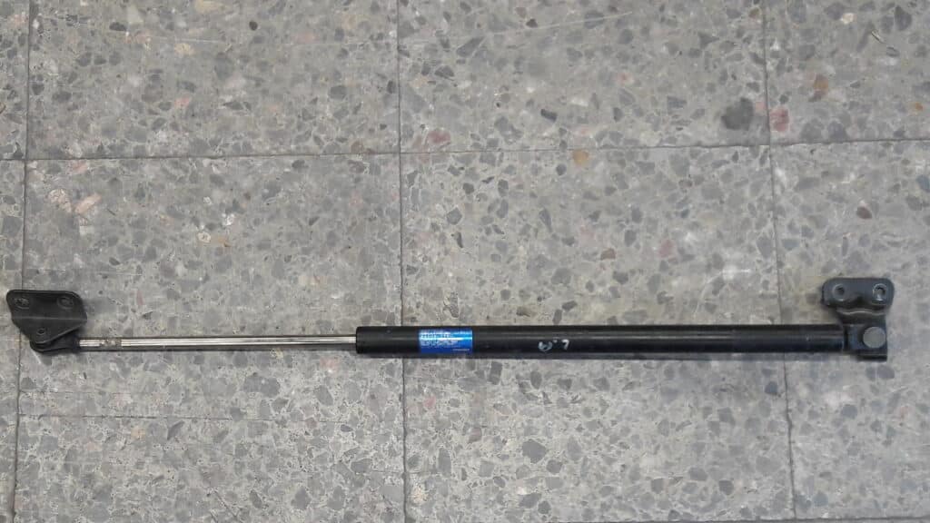 silwonik klapy tyl Opel Agila