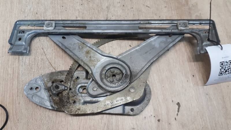 3M51-R27000-BD mechanizm szyby prawy tyl FOCUS MK2