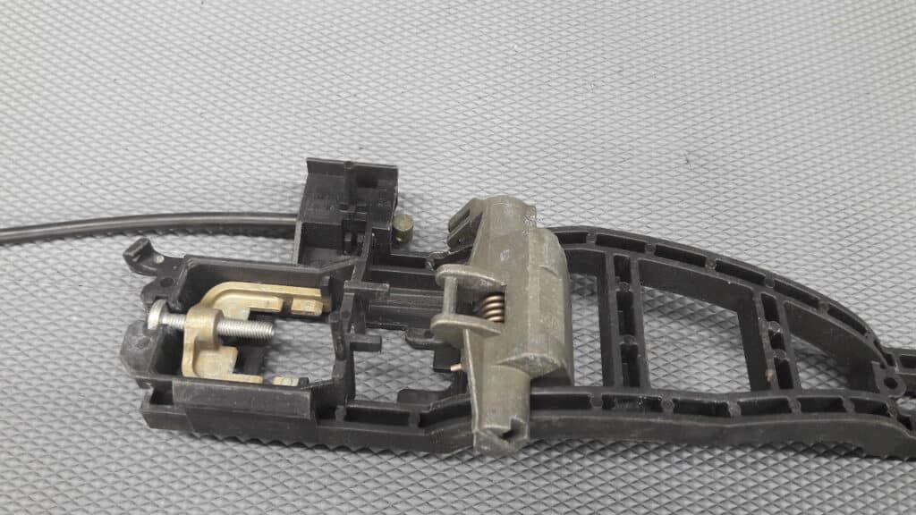 3M51R26B23AA stelaz klamki lewy tyl Ford C-Max