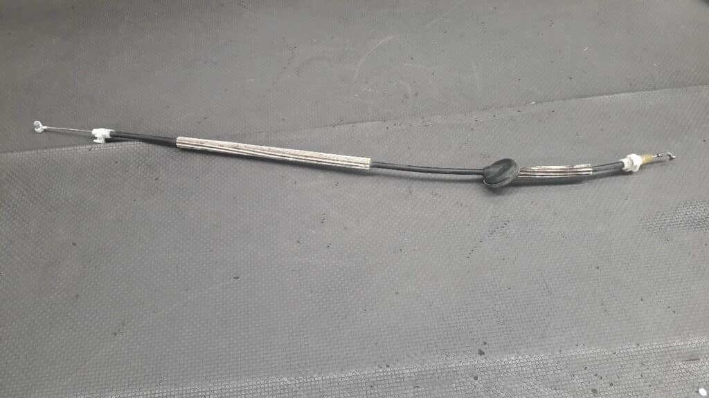 7L6839787 cięgno vw touareg lewy tył
