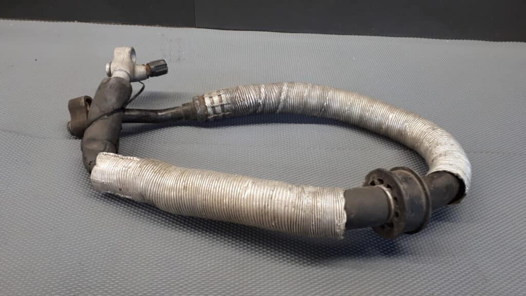 8363442 przewód klimatyzacji BMW E366 2.0