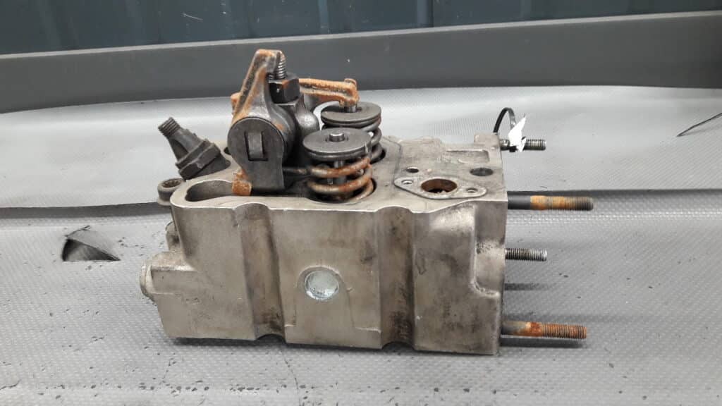 90352024F Głowica Ford Scorpion I 2.5 TDI