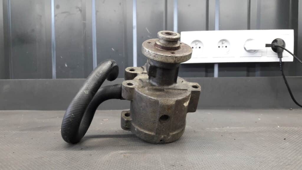 7846076 Pompa wspomagania Mitsubishi Carisma 1,8