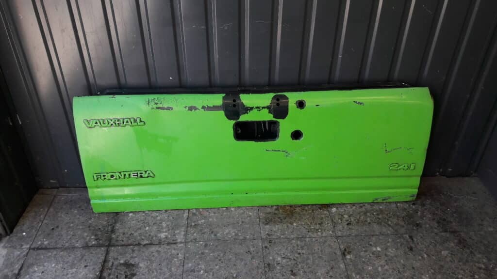 klapa tyl Opel Frontera A