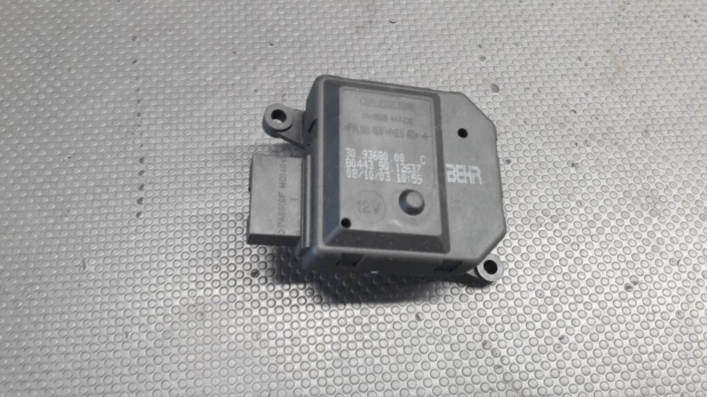 309368000C silniczek nagrzewnicy opel zafira B