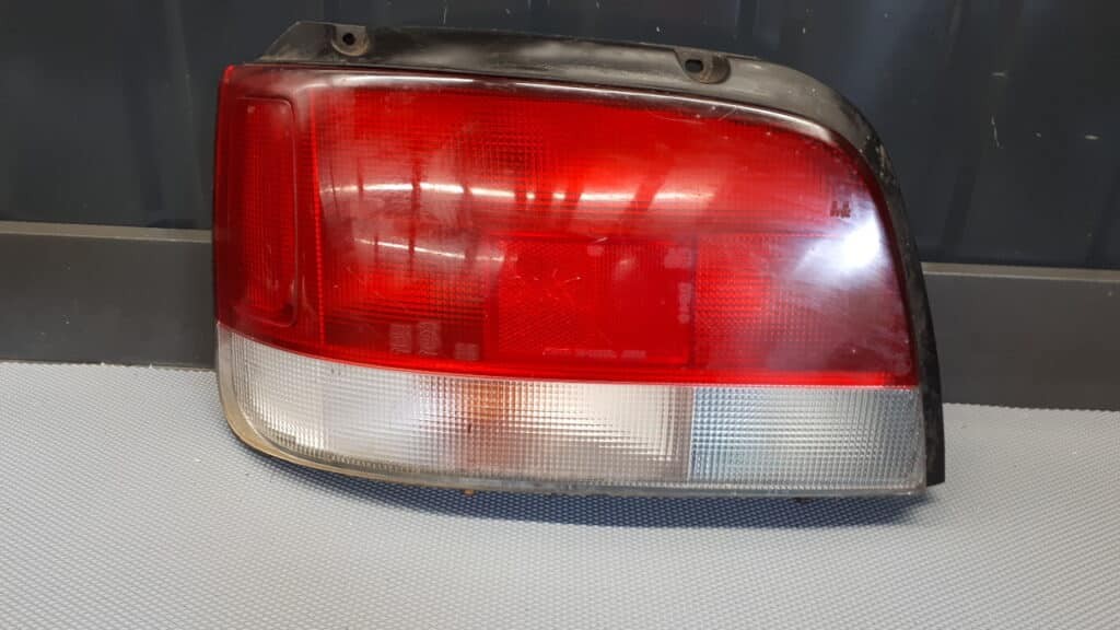Lampa kewy tył Suzuki Baleno 99r