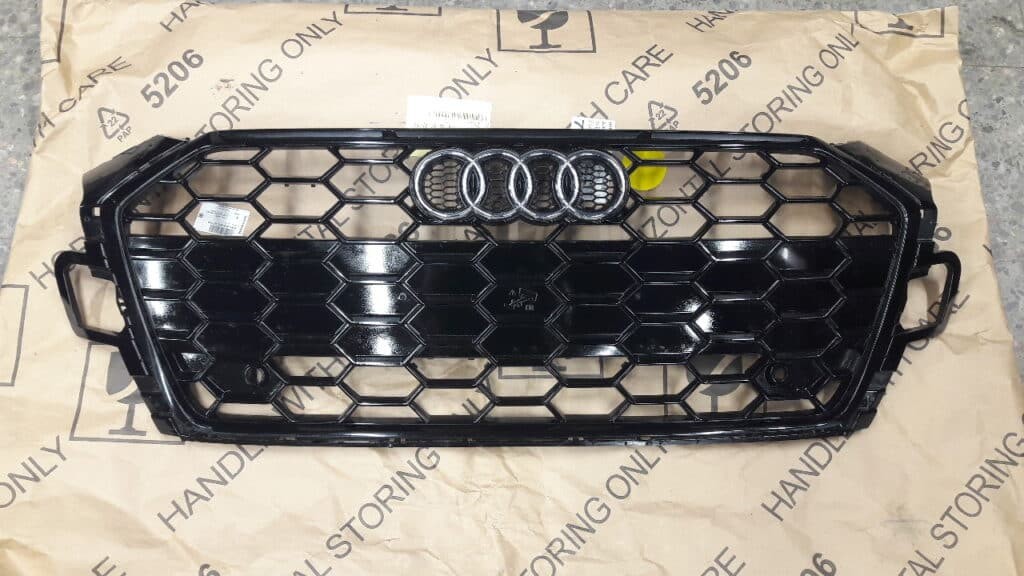 8W6853651BL Grill atrapa Audi A5 8W6