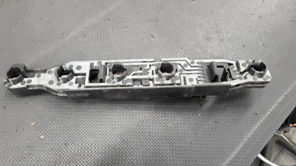 6K0945257 Wklad lampy lewy tyl 6N kombi vw polo III