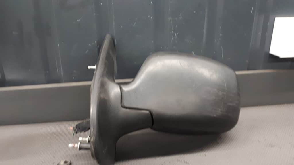lusterko lewe nissan kubistar 5pin