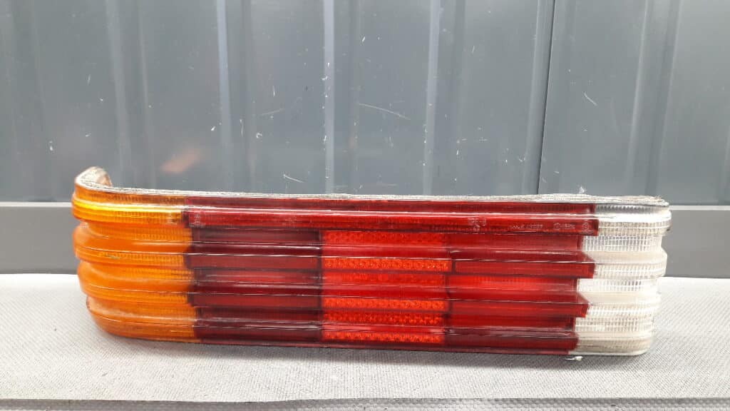 lampa lewy tyl Mercedes W116
