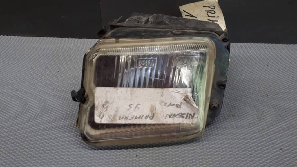 2615096J10 halogen prawy  NISSAN PRIMERA P10 VALEO
