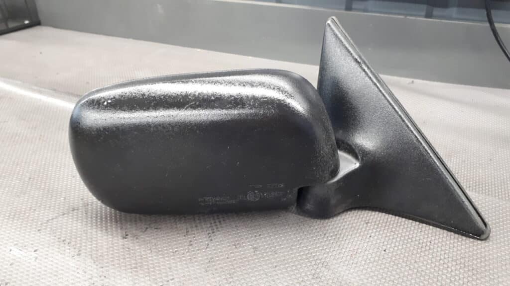 lusterko prawe daihatsu charade 95r manualne