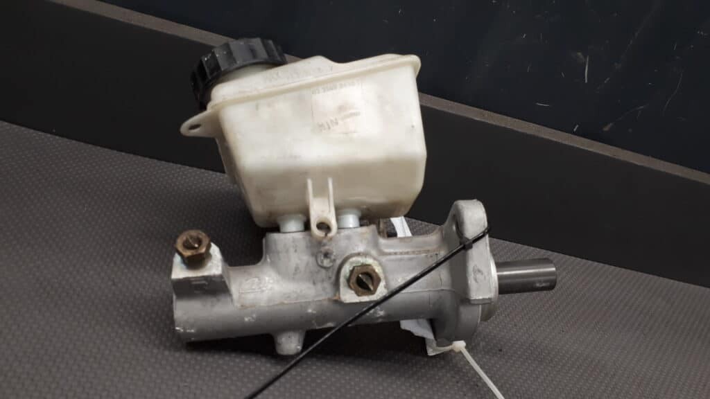 8646007 pompa hamulcowa volvo s60 v70 s80 xc70