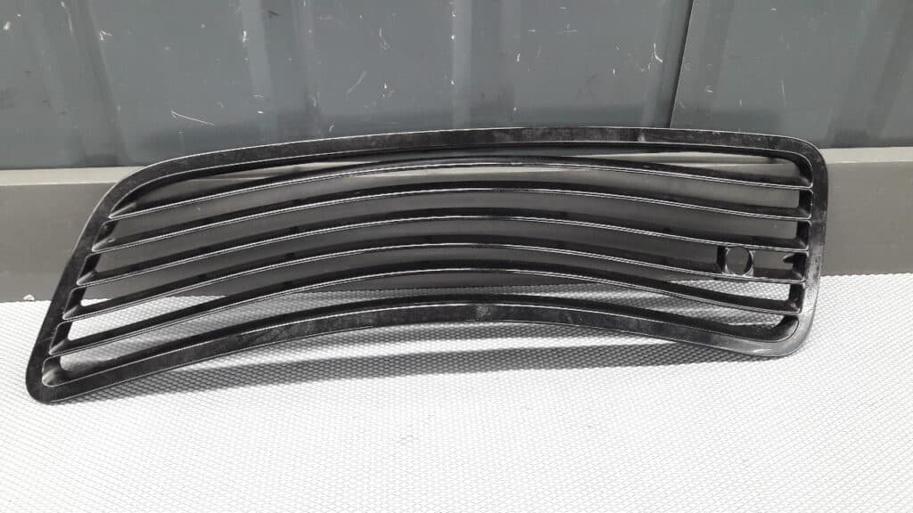2218800305 kratka maski lewa MERCEDES W221