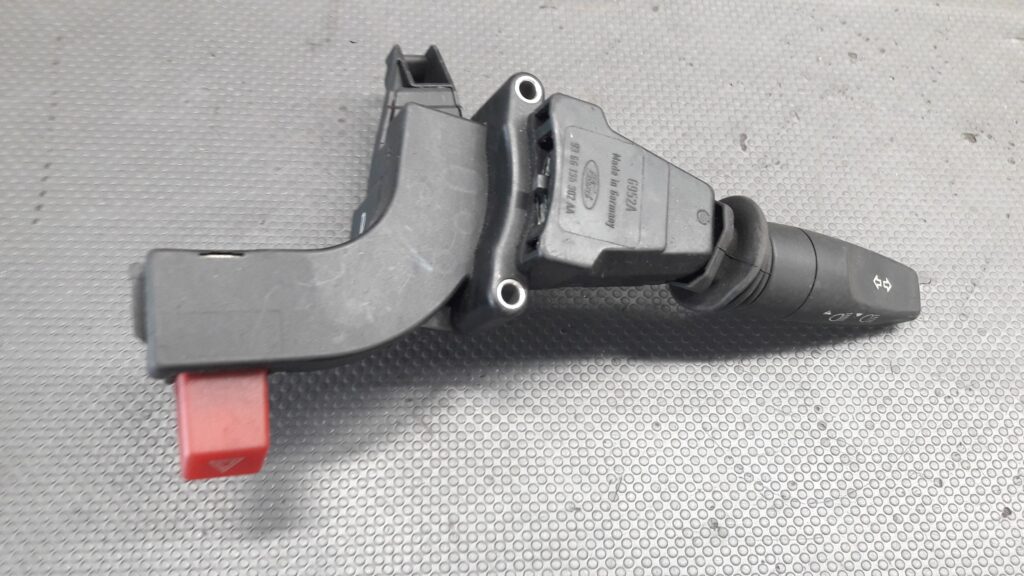 936613B302AA przelacznik swiatel  FORD MONDEO