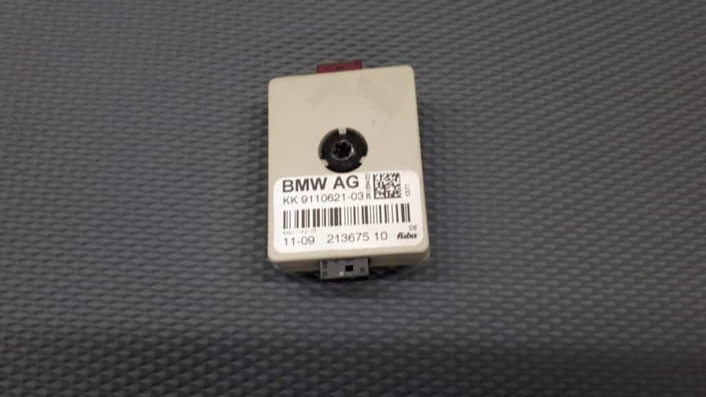 9110621-03 wzmacniacz anteny bmw e90