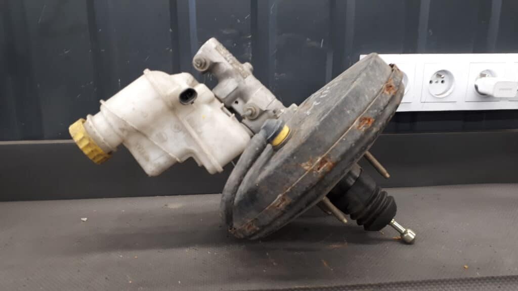 0204051006 serwo hamulcowe  fiat idea 05r 1.4 16v