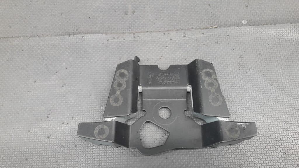 9206967 tlumik drgan volvo xc70