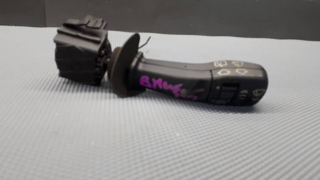 8360879 przelacznik wycieraczek bmw E39 G