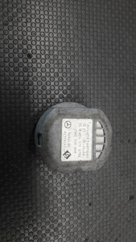 A2048702751 modul sensor deszczu mercedes w204