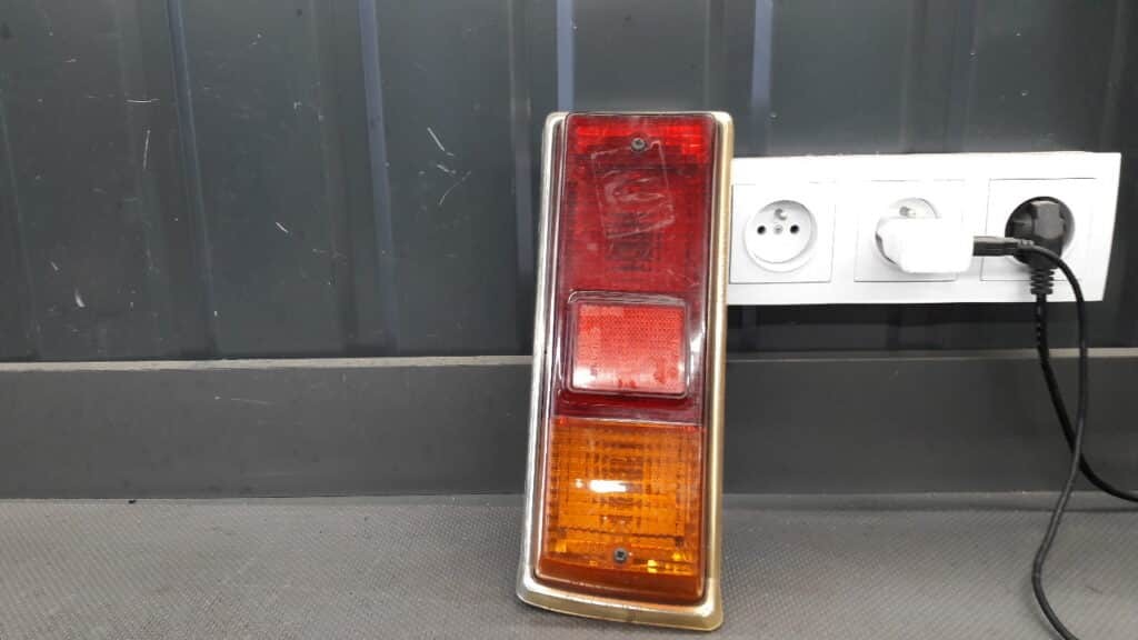 Lampa prawy tył Daf 44 74r