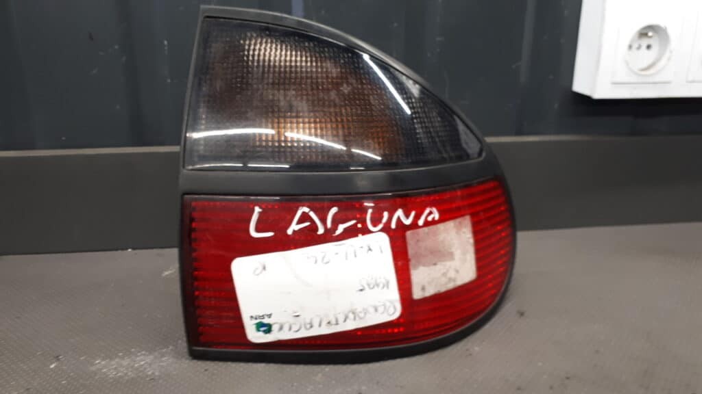 7700820051 lampa prawy tył renault laguna i hb 96