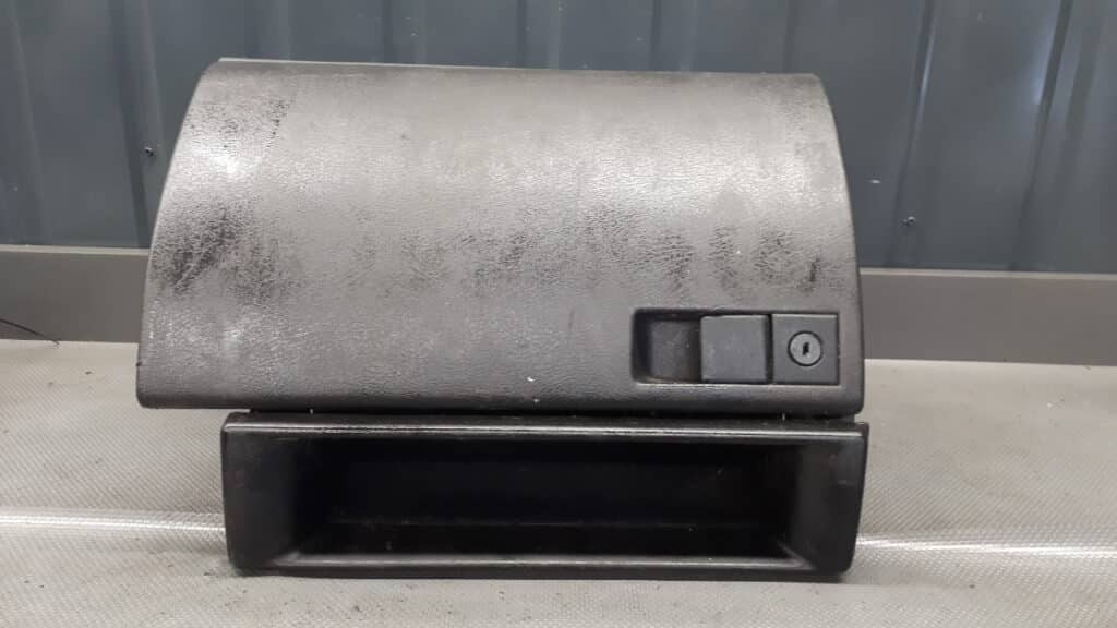 90269757 schowek Opel Vectra A