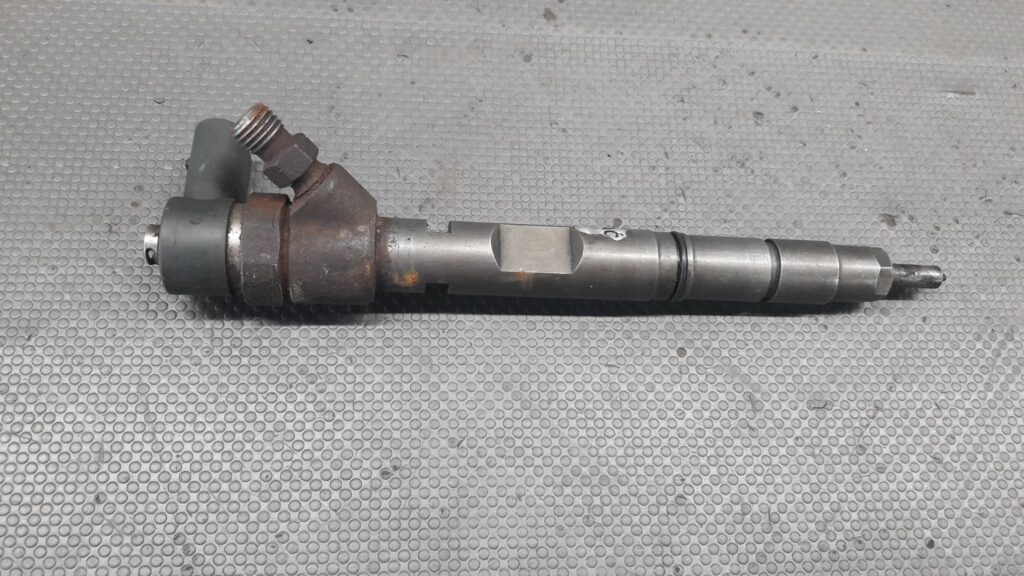0445110158 wtryskiwacz audi A8 D3 4.0 TDI