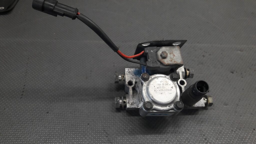 2400300 refrektor cisnienia lpg audi a6 vw Touareg 3.2 c6