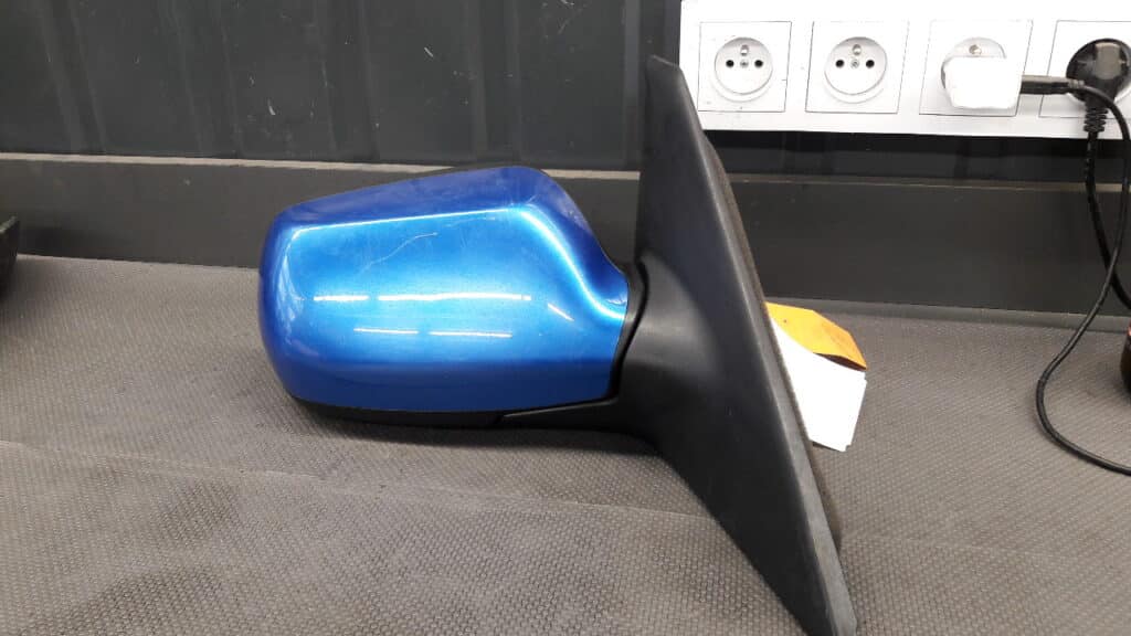 Lusterko prawe Mazda 6 GY Kombi 5PIN 05r