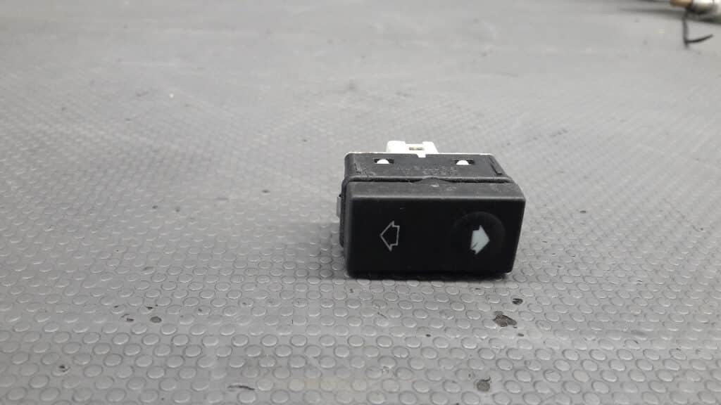 1387388 Przelacznik regulacji szyb BMW E36