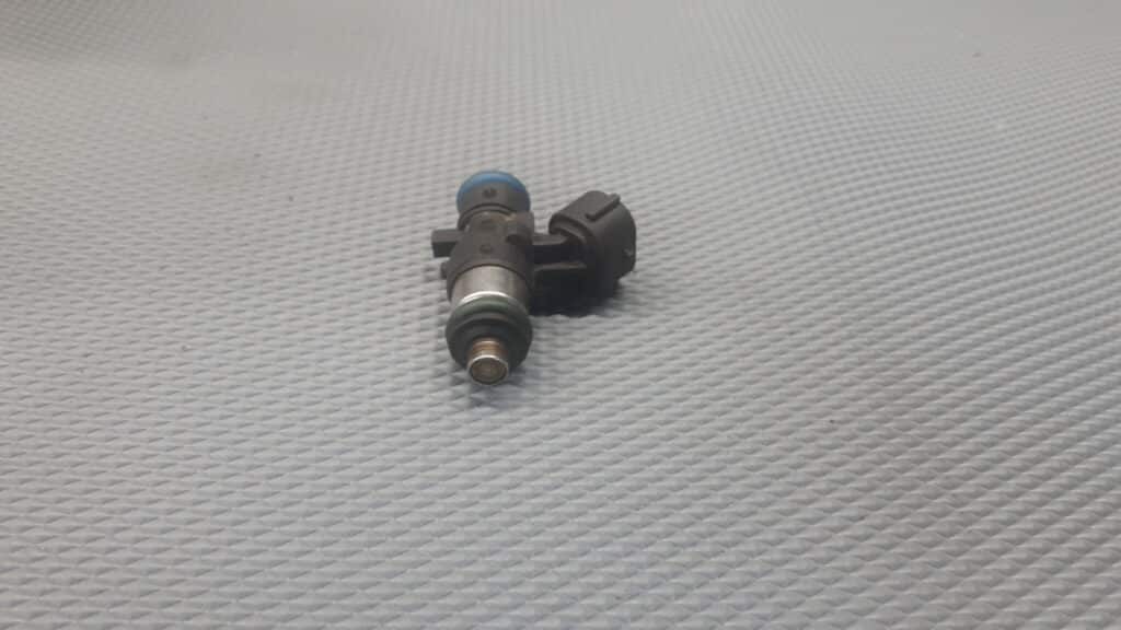 1465A337BEAT319 wtryskiwacz smart fortwo w451 1.0