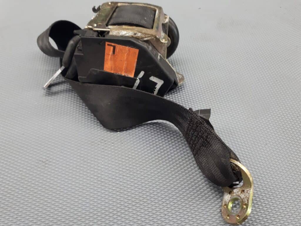 8L4857805A pas lewy tyl audi a3