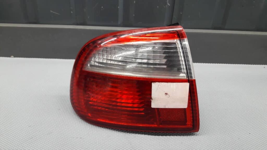 1m5945095b lampa lewy tyl Seat toledo II