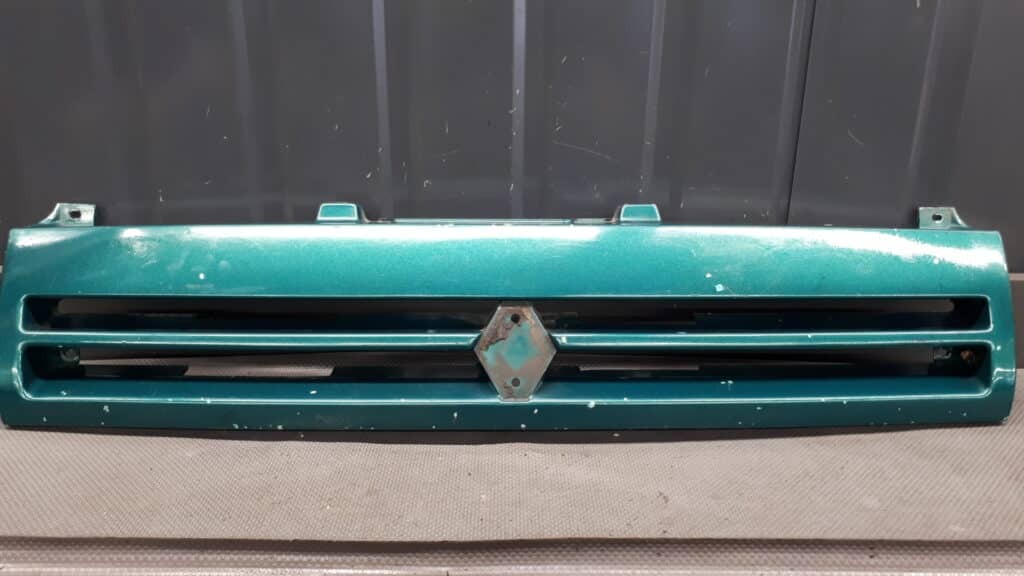 6025004749 atrapa grilla Renault Espace I zielona