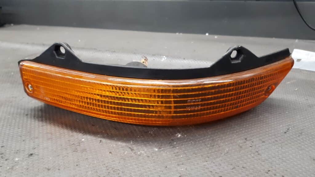 161207 kierunkowskaz lewy bmw e12