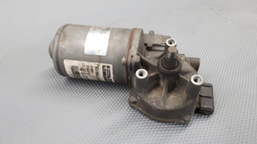 96FB17B571DA silniczek wycieraczek  FORD FIESTA MK4