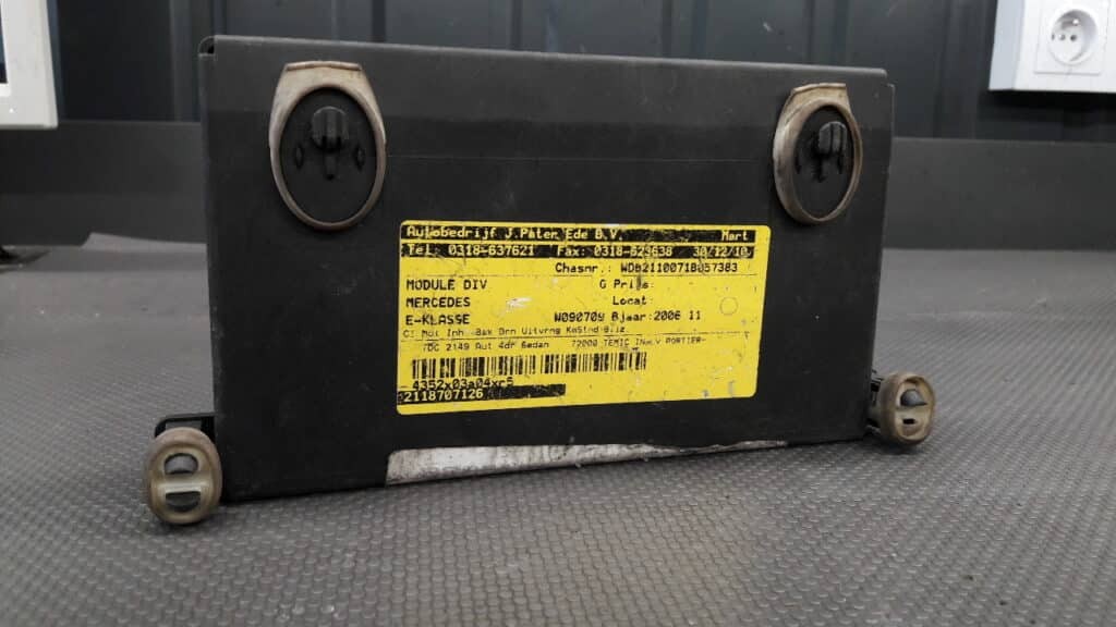 2118707126  modul drzwi mercedes w211